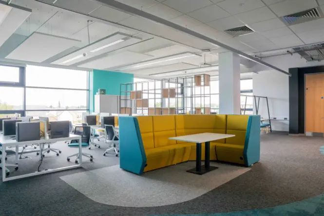 Io T SEPTEMBER2025 12