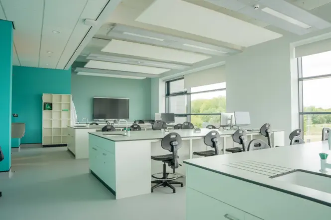 Io T SEPTEMBER2025 27