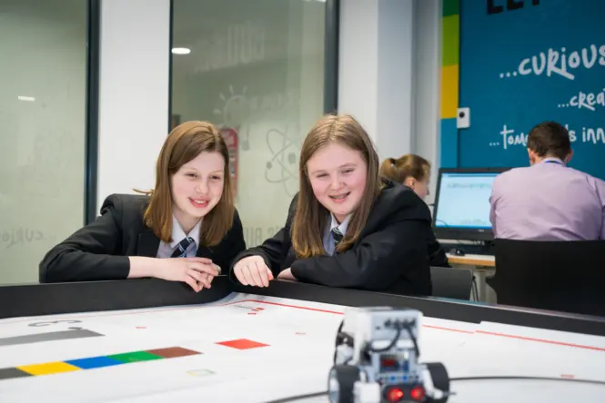 LEGO ALLEYNES ACADEMY 62 2