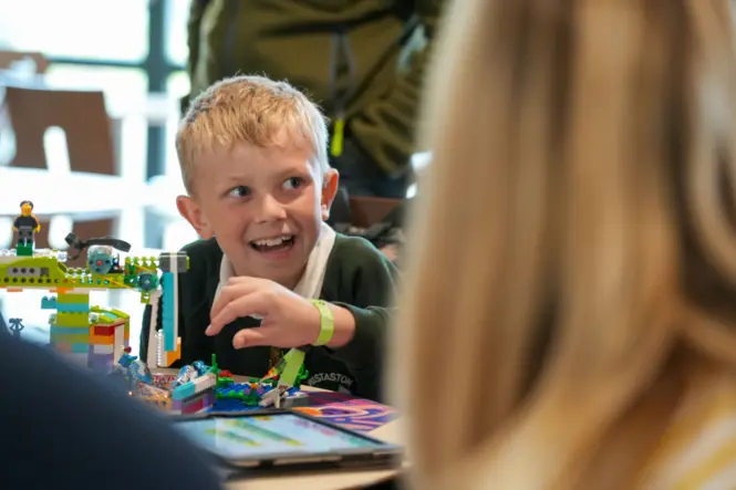 LEGO EXPLORE WEB 6