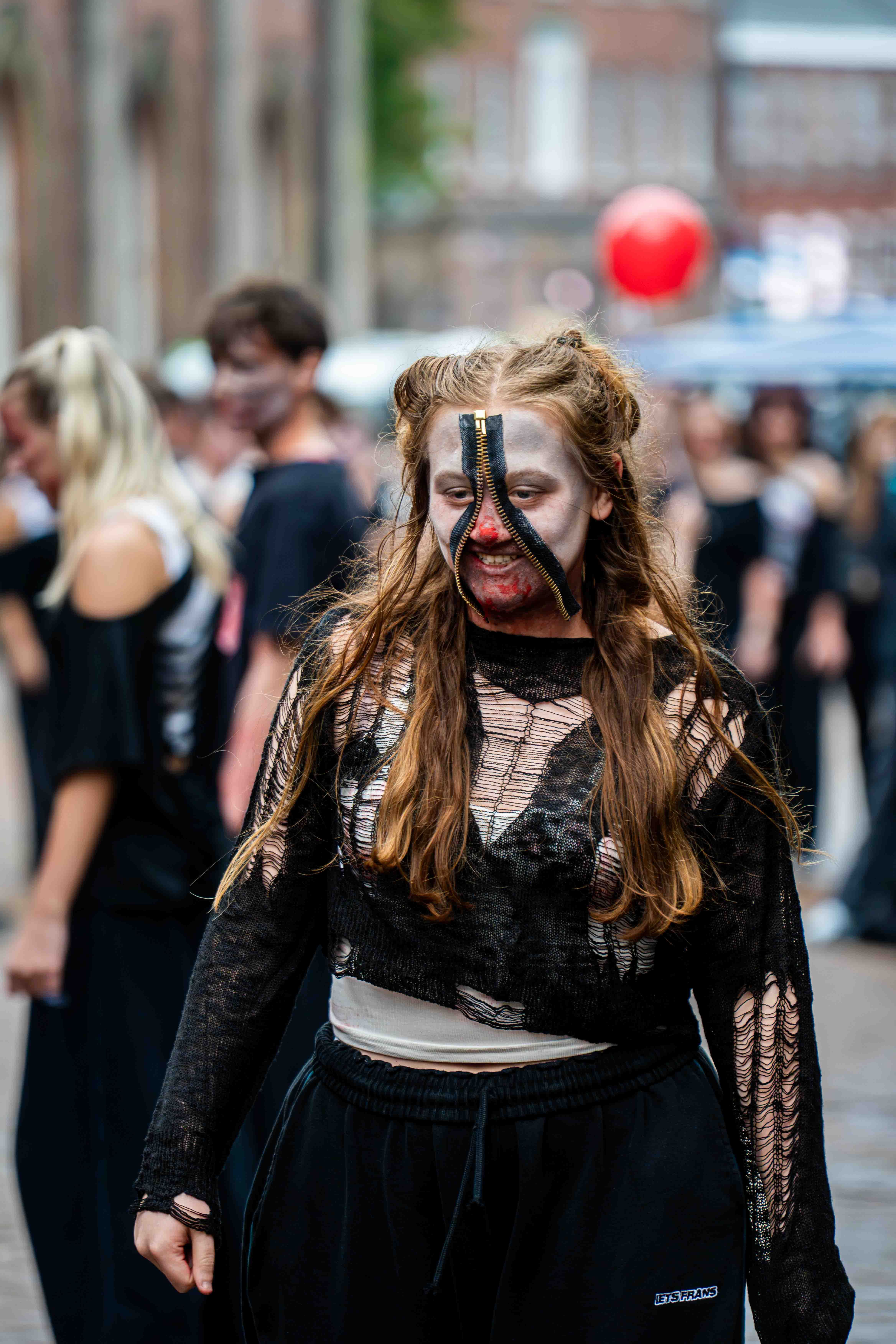 ZOMBIE FLASHMOB web 18