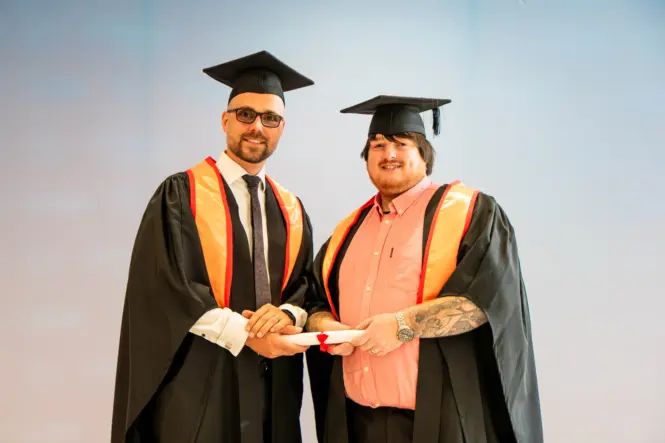 HE GRAD25 PORTRAIT WEB 105