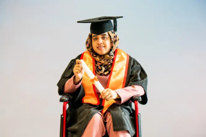 HE GRAD25 PORTRAIT WEB 141