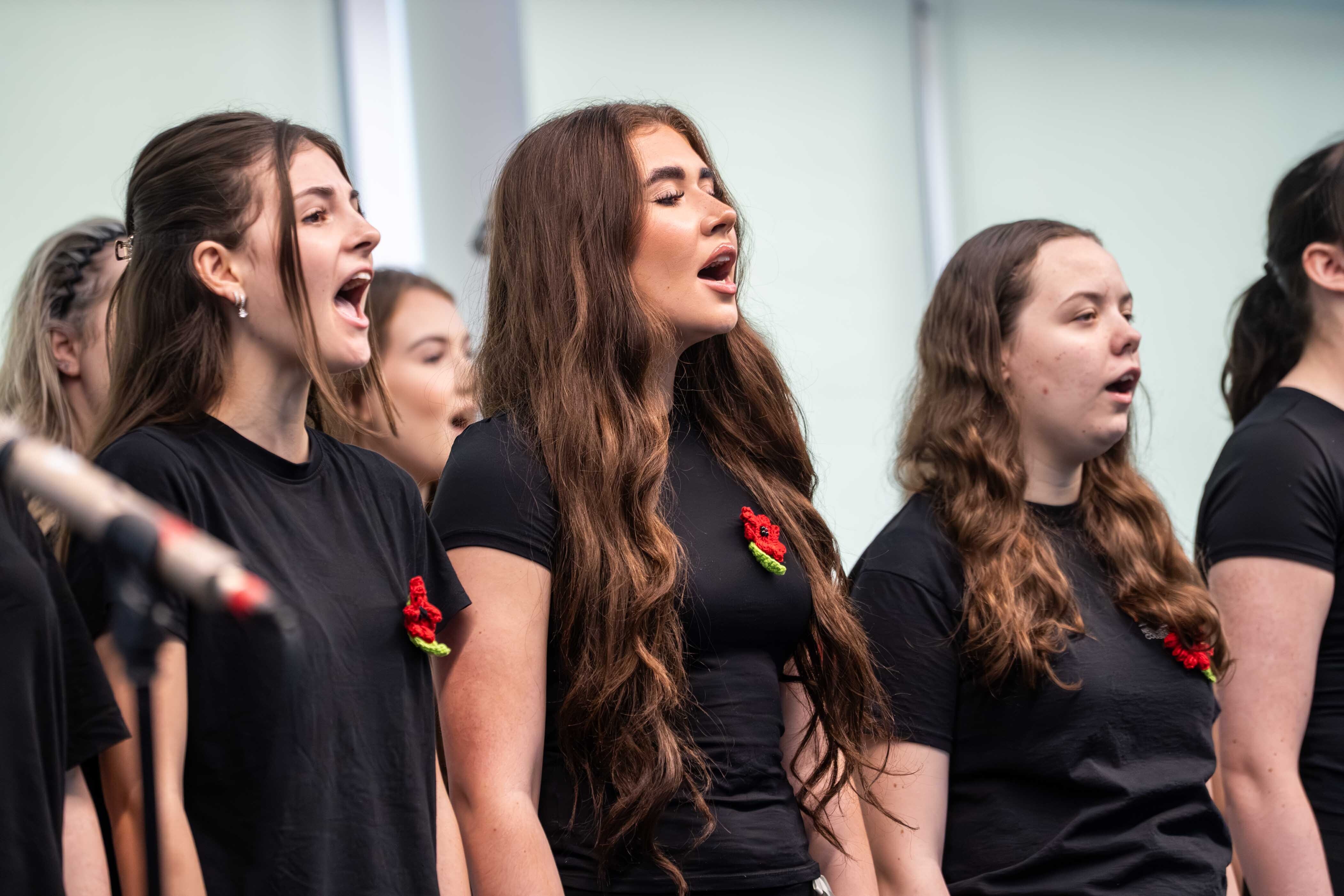 REMEMBRANCE SERVICE 25 WEB 10