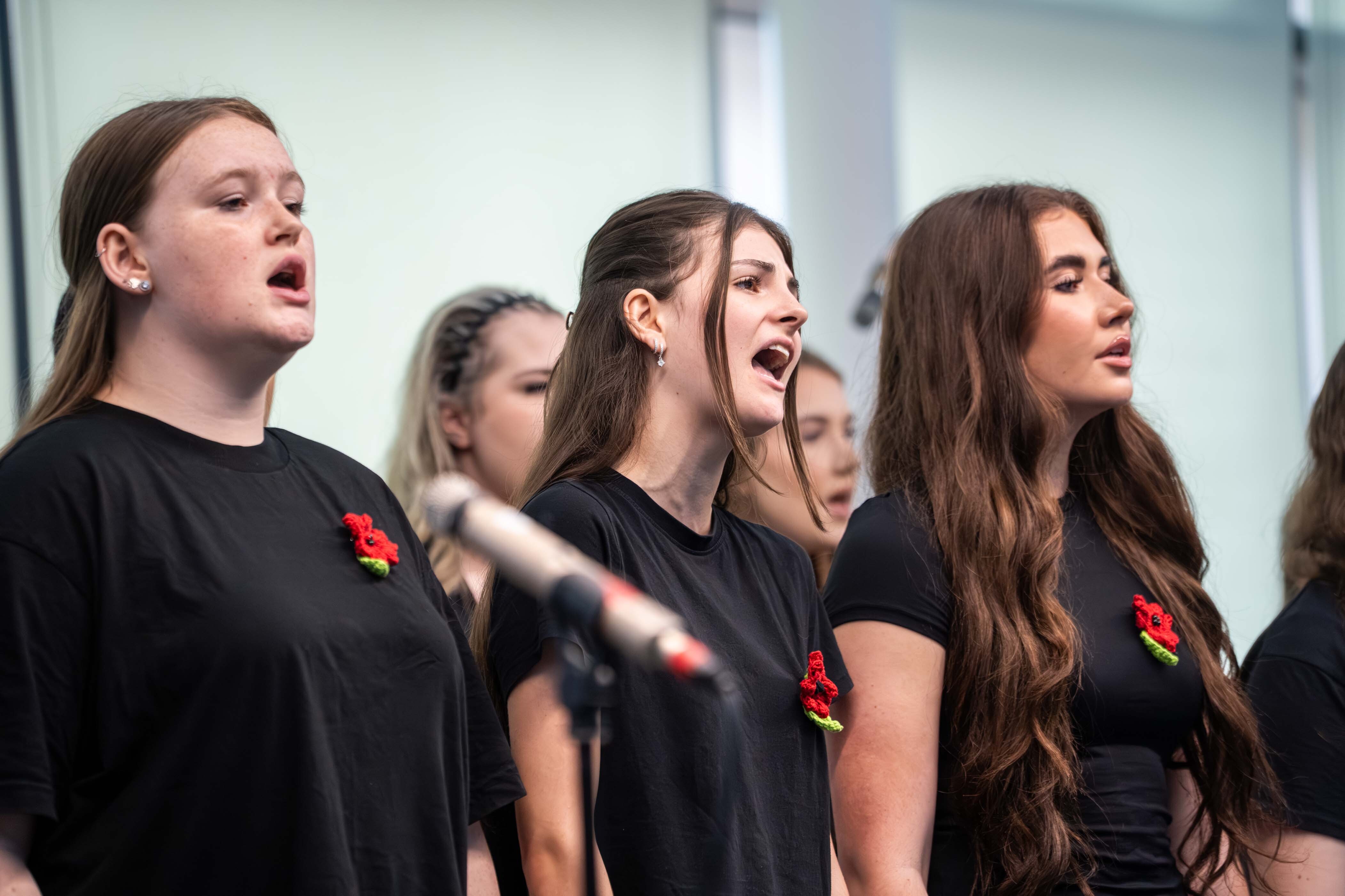 REMEMBRANCE SERVICE 25 WEB 12