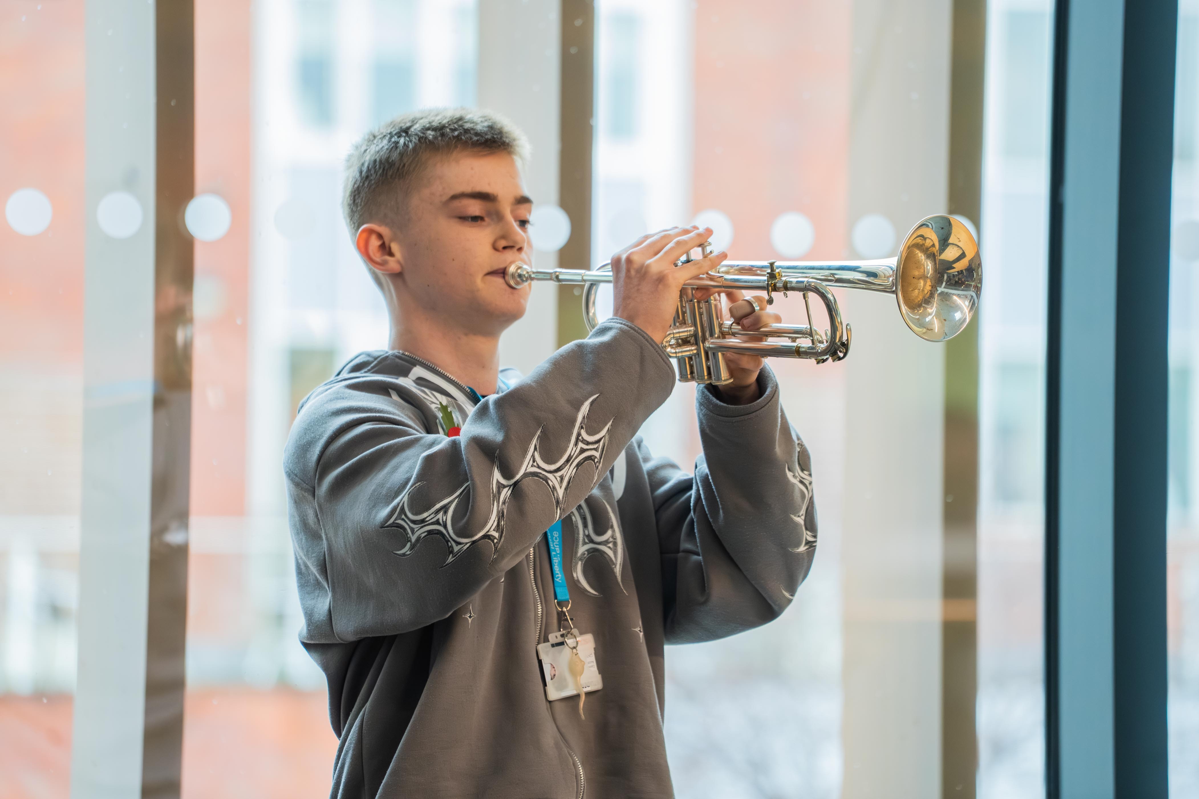 REMEMBRANCE SERVICE 25 WEB 20