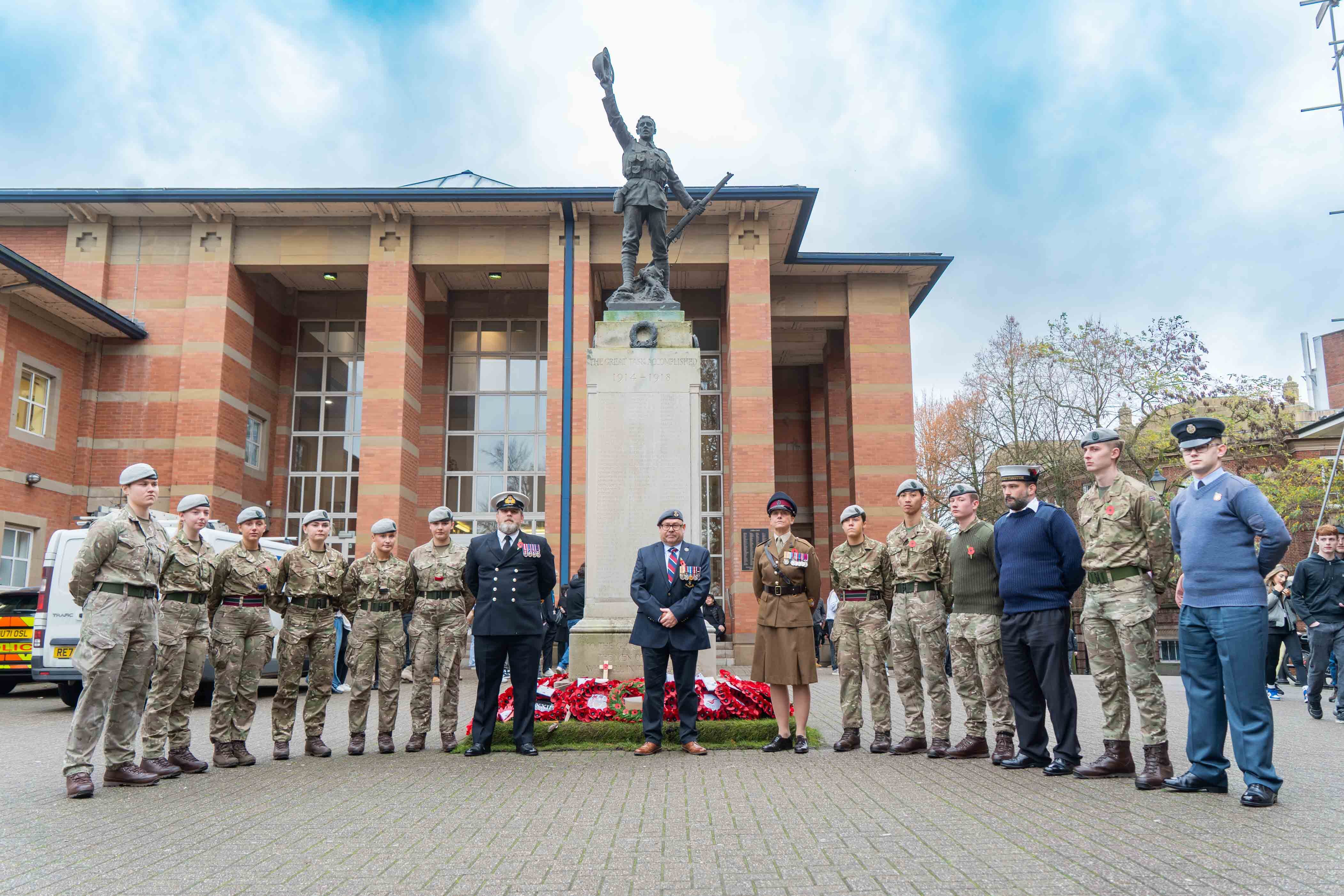 REMEMBRANCE SERVICE 25 WEB 30