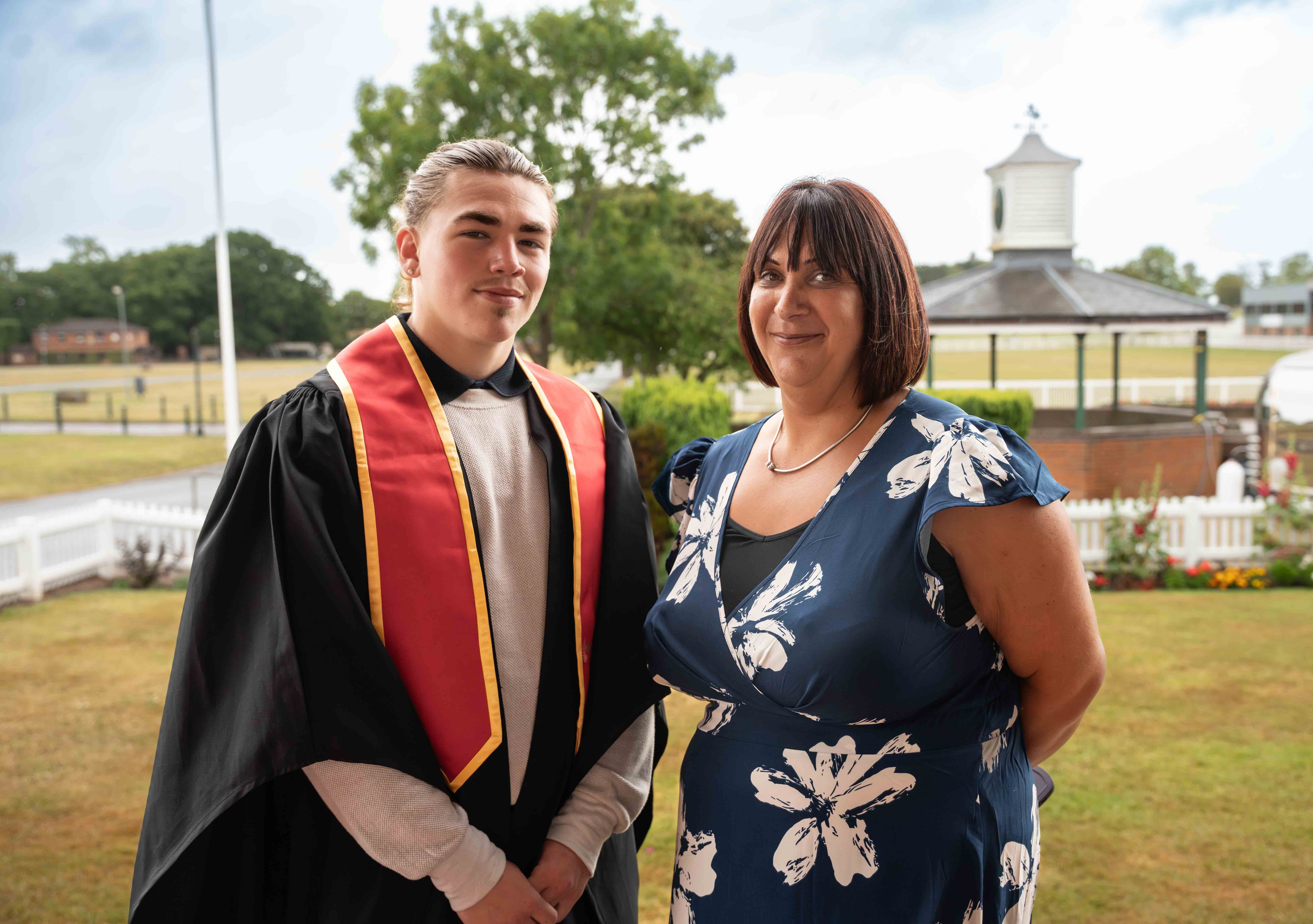 APPRENTICESHIP GRADUATION 25 web 49