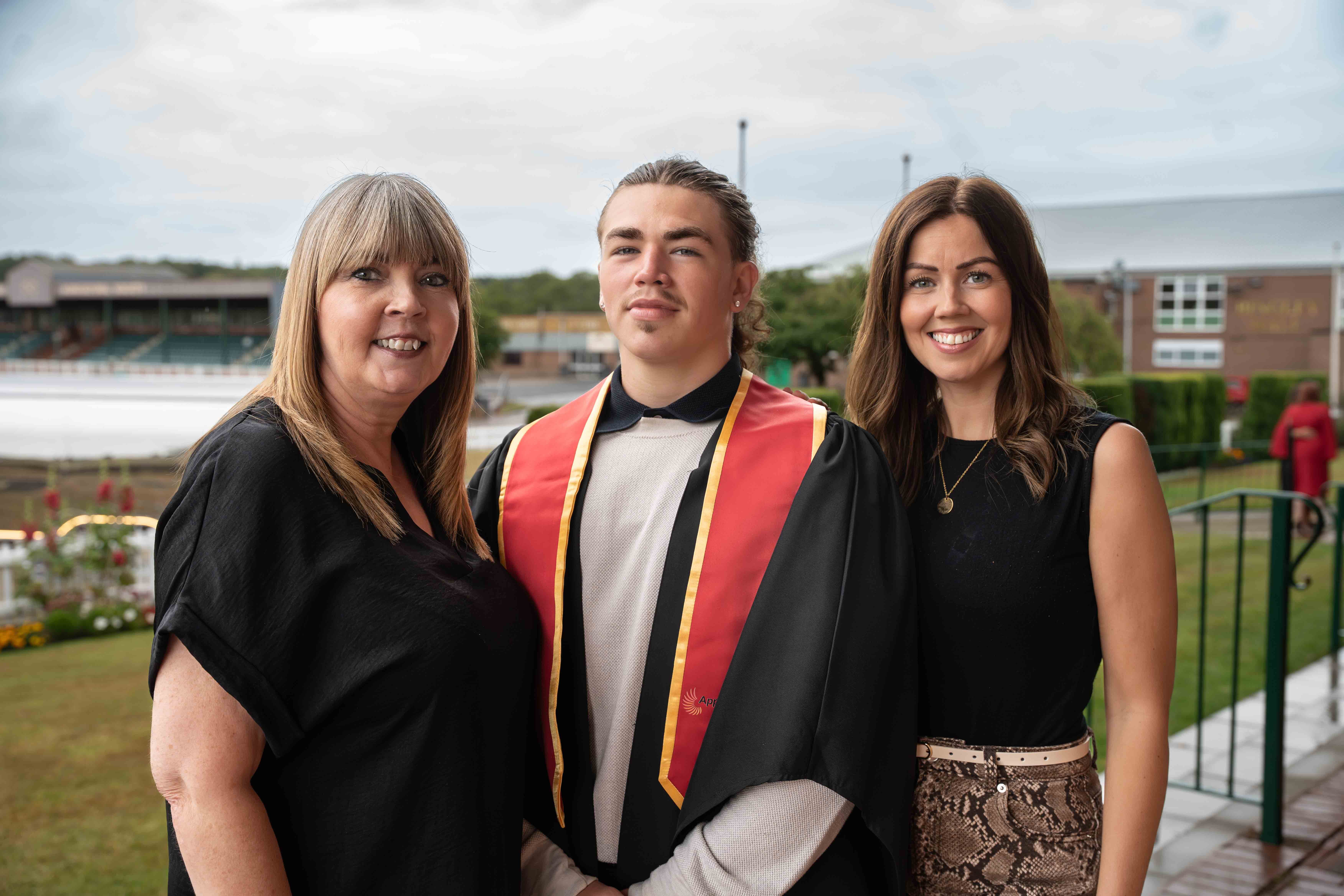 APPRENTICESHIP GRADUATION 25 web 52