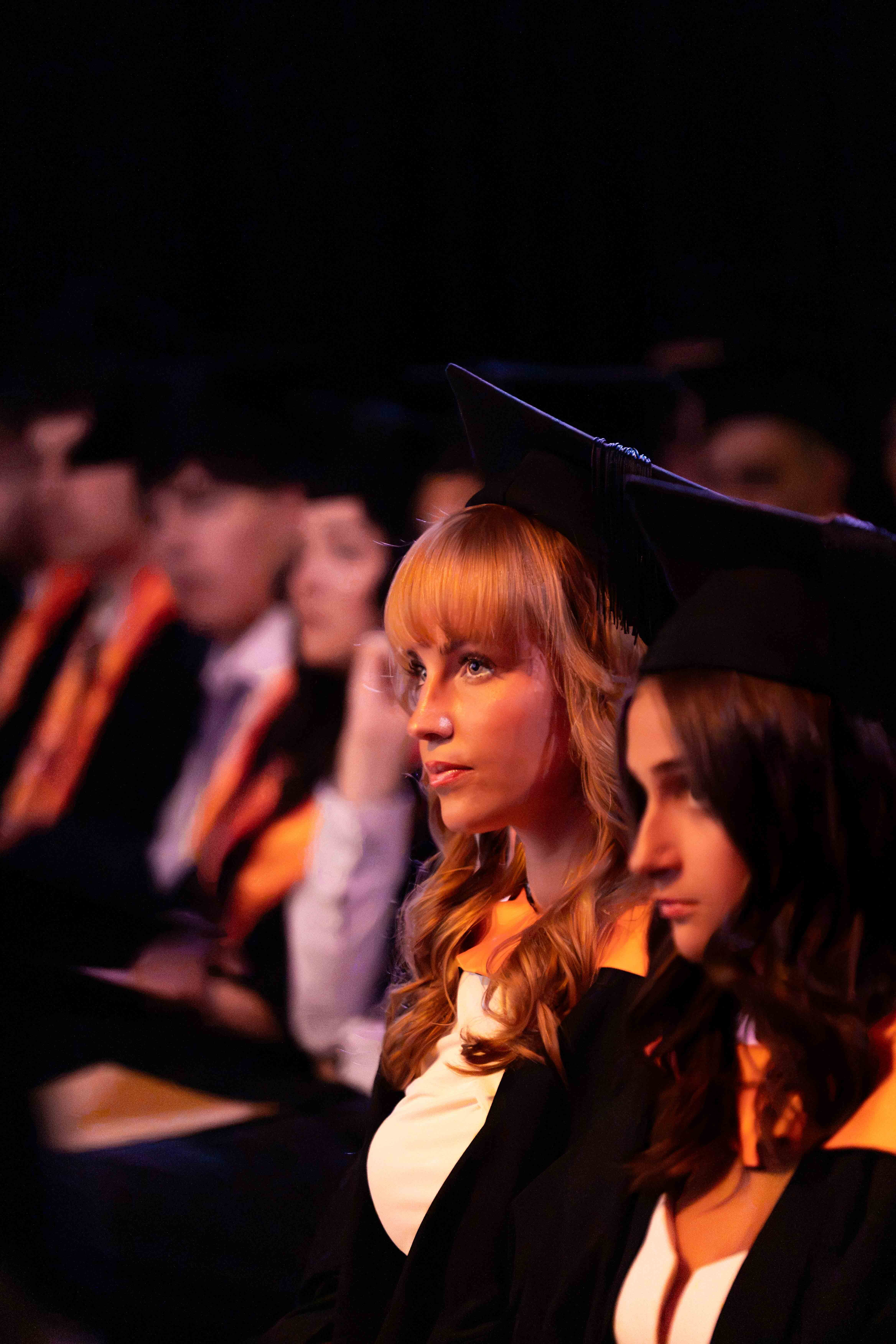 HE GRADUATION web 131