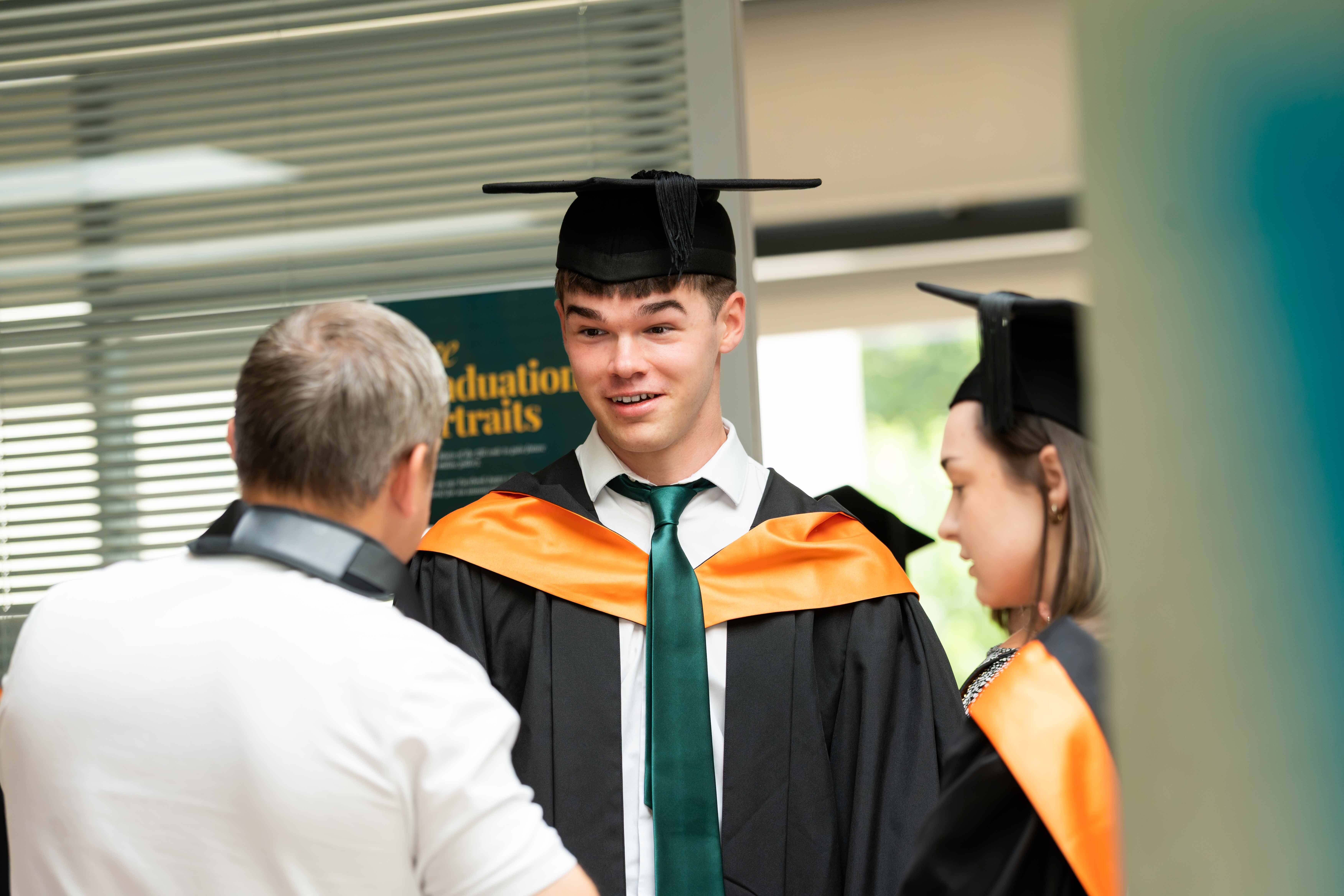 HE GRADUATION web 8