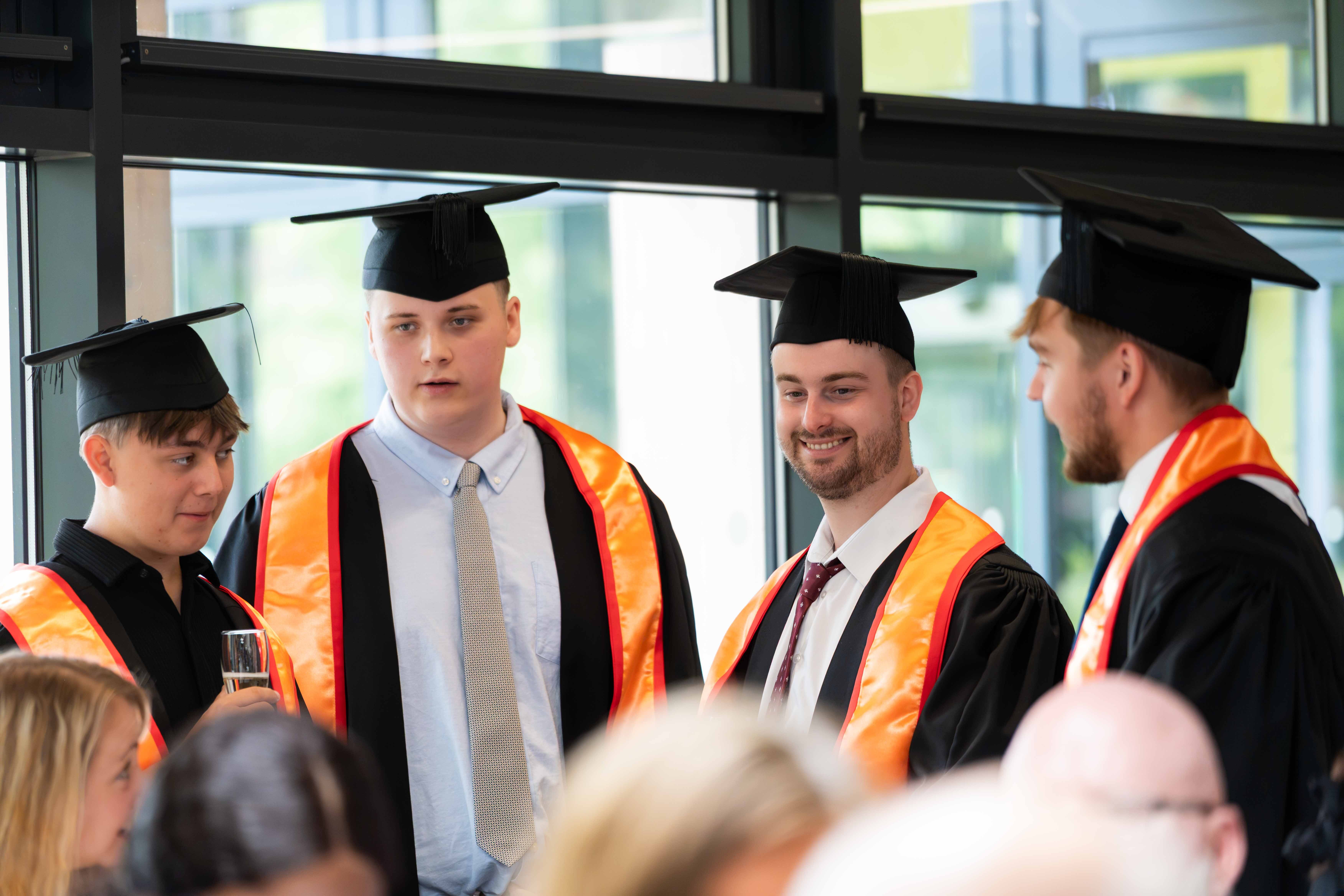 HE GRADUATION web 9