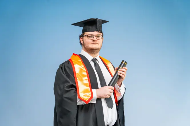 HE GRADUATION PORTRAITS 2026 30