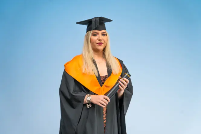 HE GRADUATION PORTRAITS 2026 40