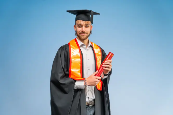 HE GRADUATION PORTRAITS 2026 42