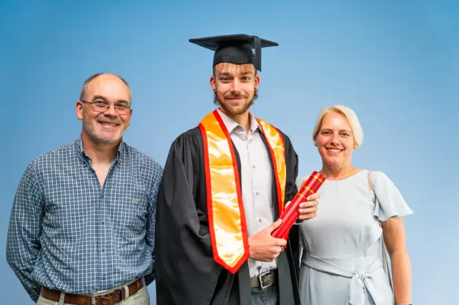 HE GRADUATION PORTRAITS 2026 43