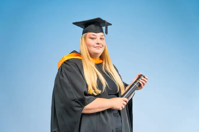 HE GRADUATION PORTRAITS 2026 49