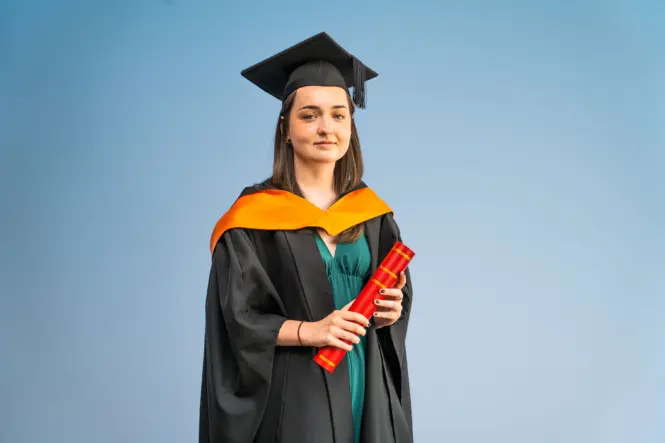 HE GRADUATION PORTRAITS 2026 51