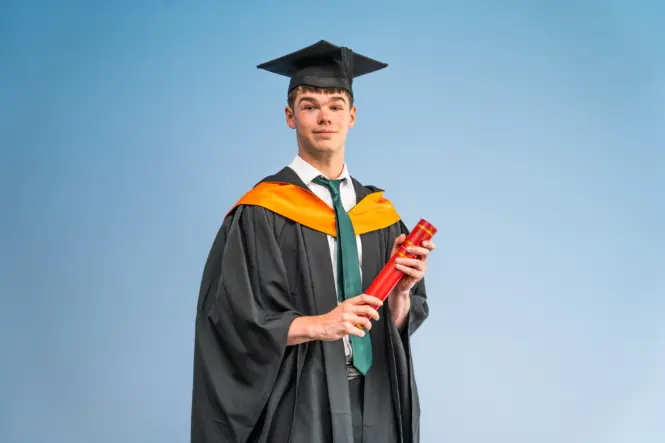 HE GRADUATION PORTRAITS 2026 53