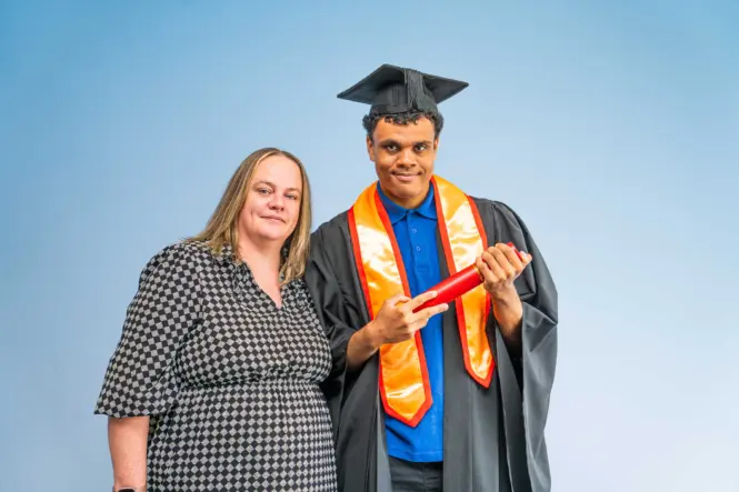 HE GRADUATION PORTRAITS 2026 58