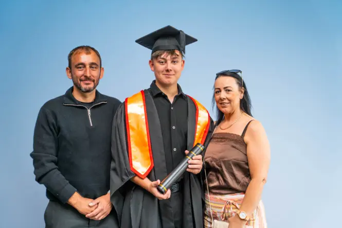 HE GRADUATION PORTRAITS 2026 67