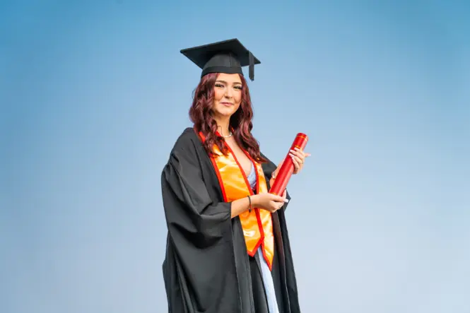 HE GRADUATION PORTRAITS 2026 76