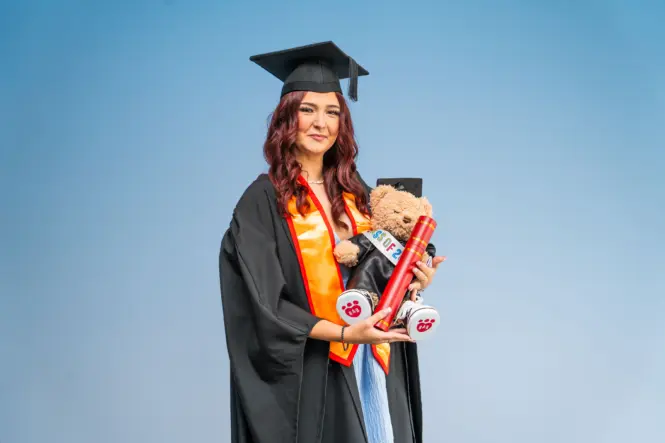 HE GRADUATION PORTRAITS 2026 77