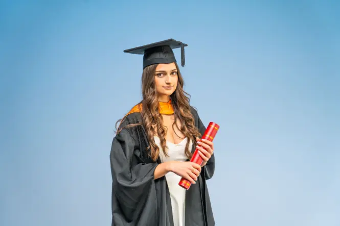 HE GRADUATION PORTRAITS 2026 85