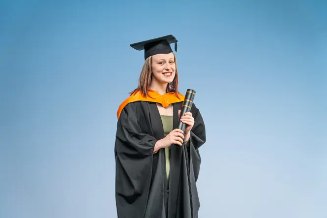 HE GRADUATION PORTRAITS 2026 99