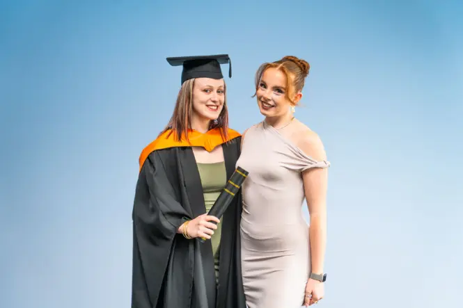 HE GRADUATION PORTRAITS 2026 101