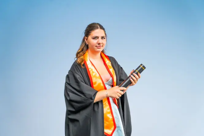 HE GRADUATION PORTRAITS 2026 114