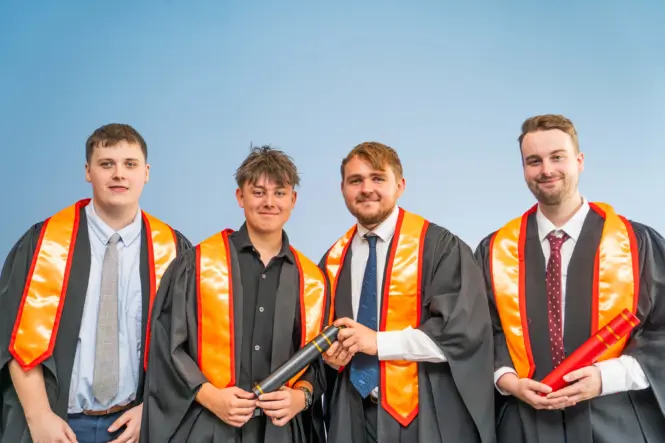 HE GRADUATION PORTRAITS 2026 119
