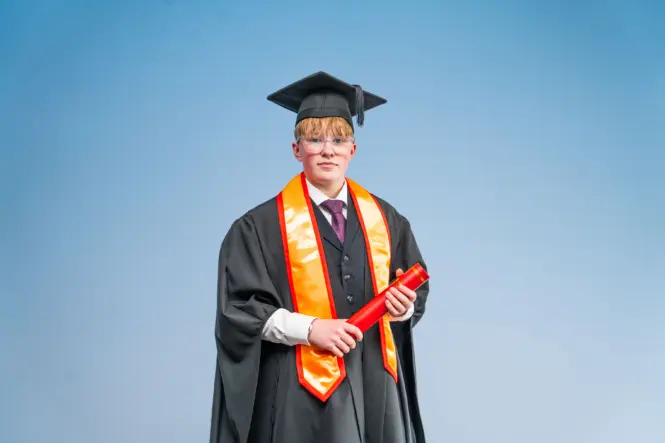 HE GRADUATION PORTRAITS 2026 123