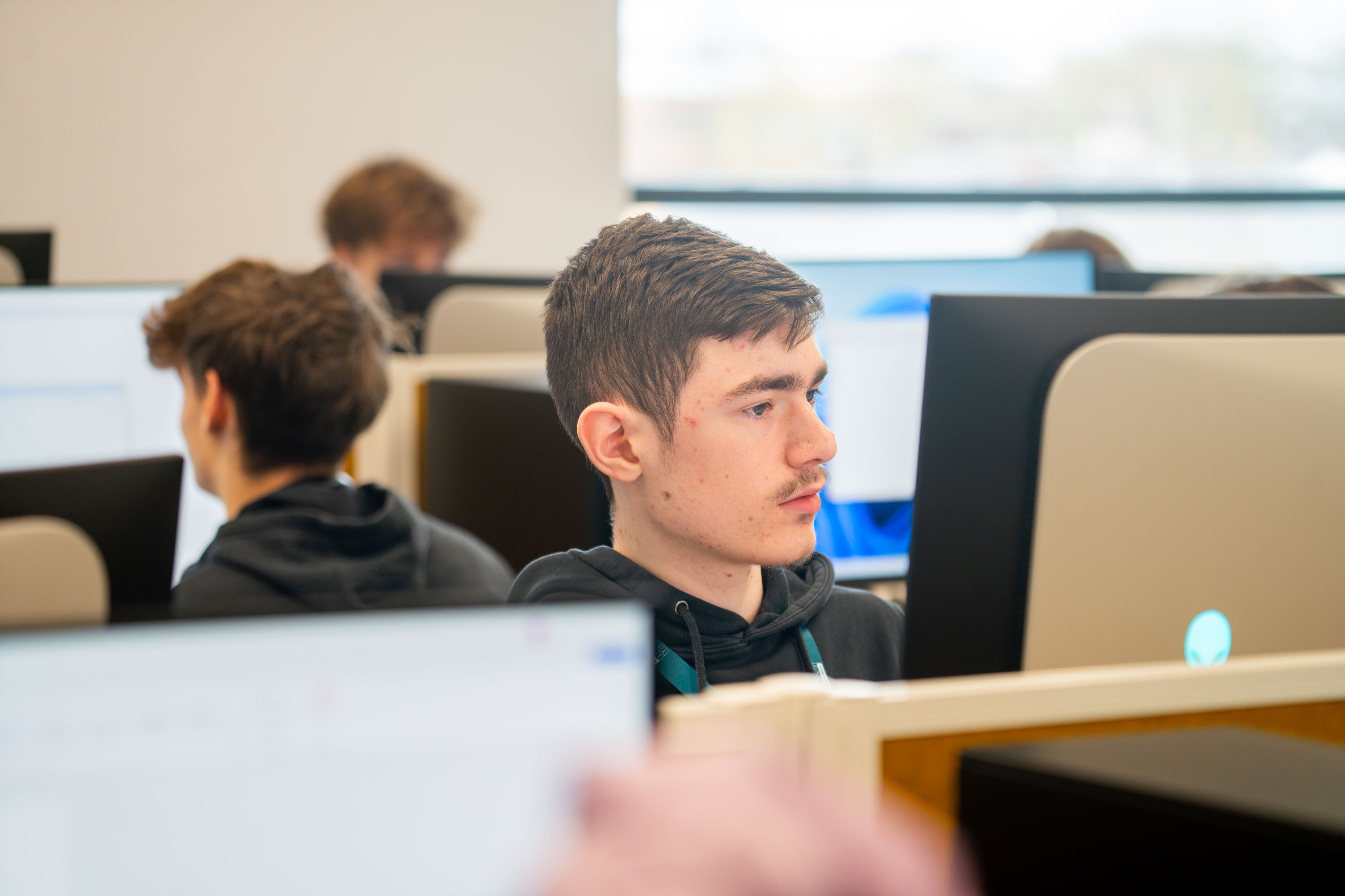 WORLD SKILLS COMP WEB 12