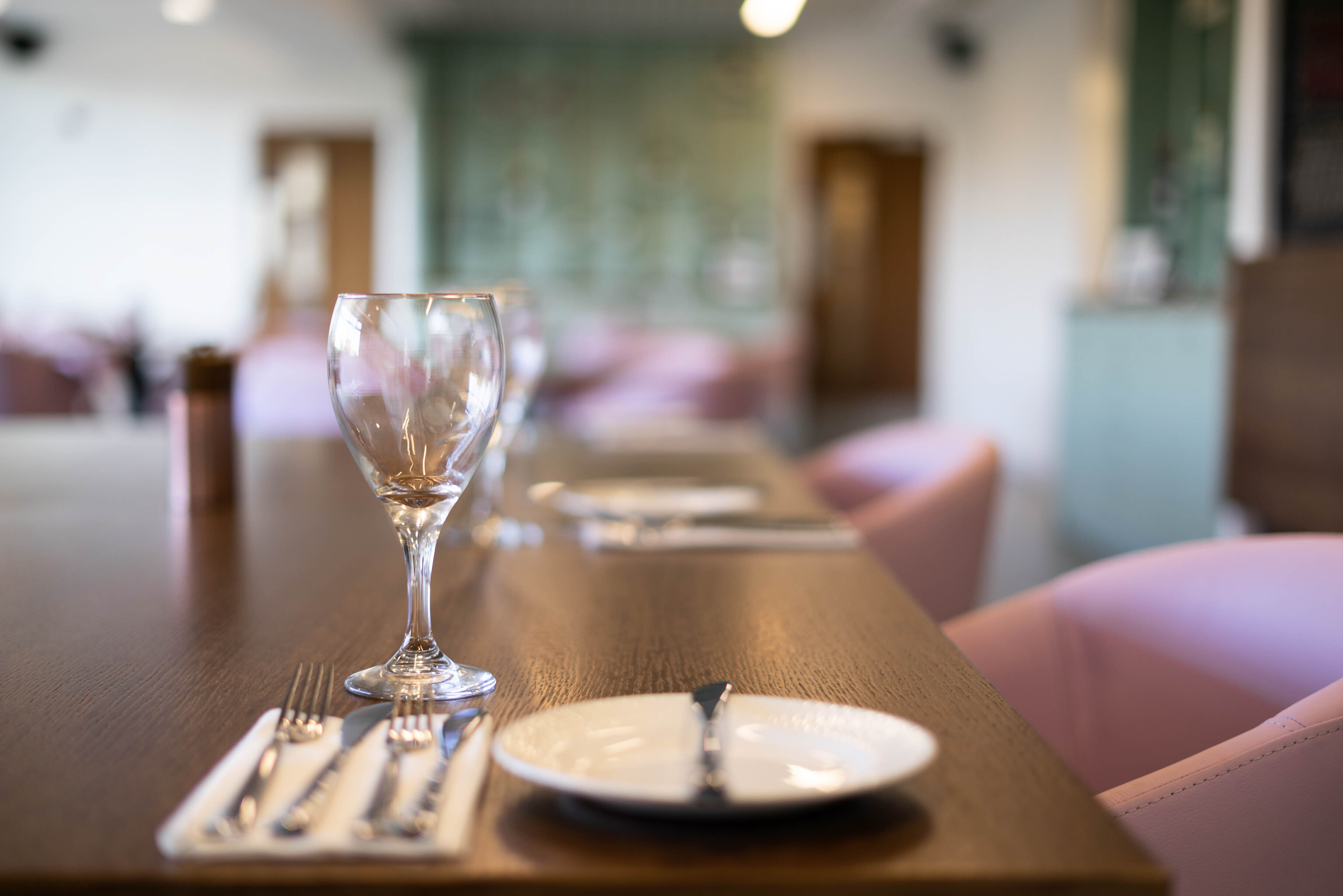 RIVERBANK RESTAURANT web 3