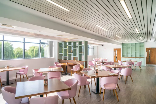 RIVERBANK RESTAURANT web 1